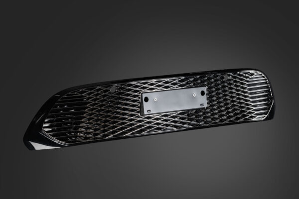 Grille Garnish CROWN CROSSOVER
